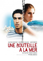 UNE BOUTEILLE A LA MER